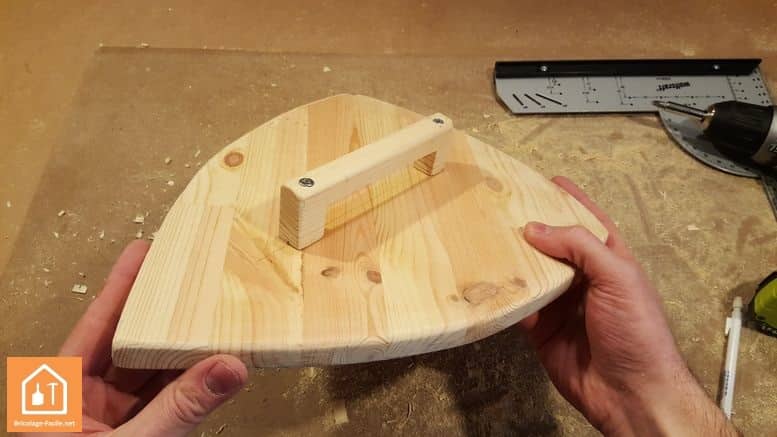  Haciendo un escudo de madera-escudo de madera acabado 
